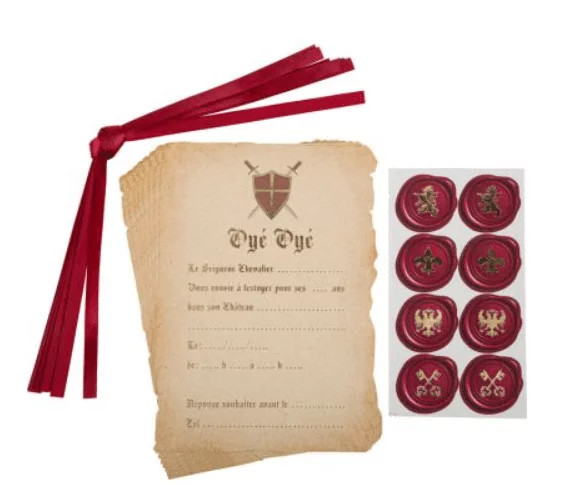 8 invitations chevalier papier parchemin et or 15x21cm + 8 stickers sceaux 4cm + 8 rubans bordeaux