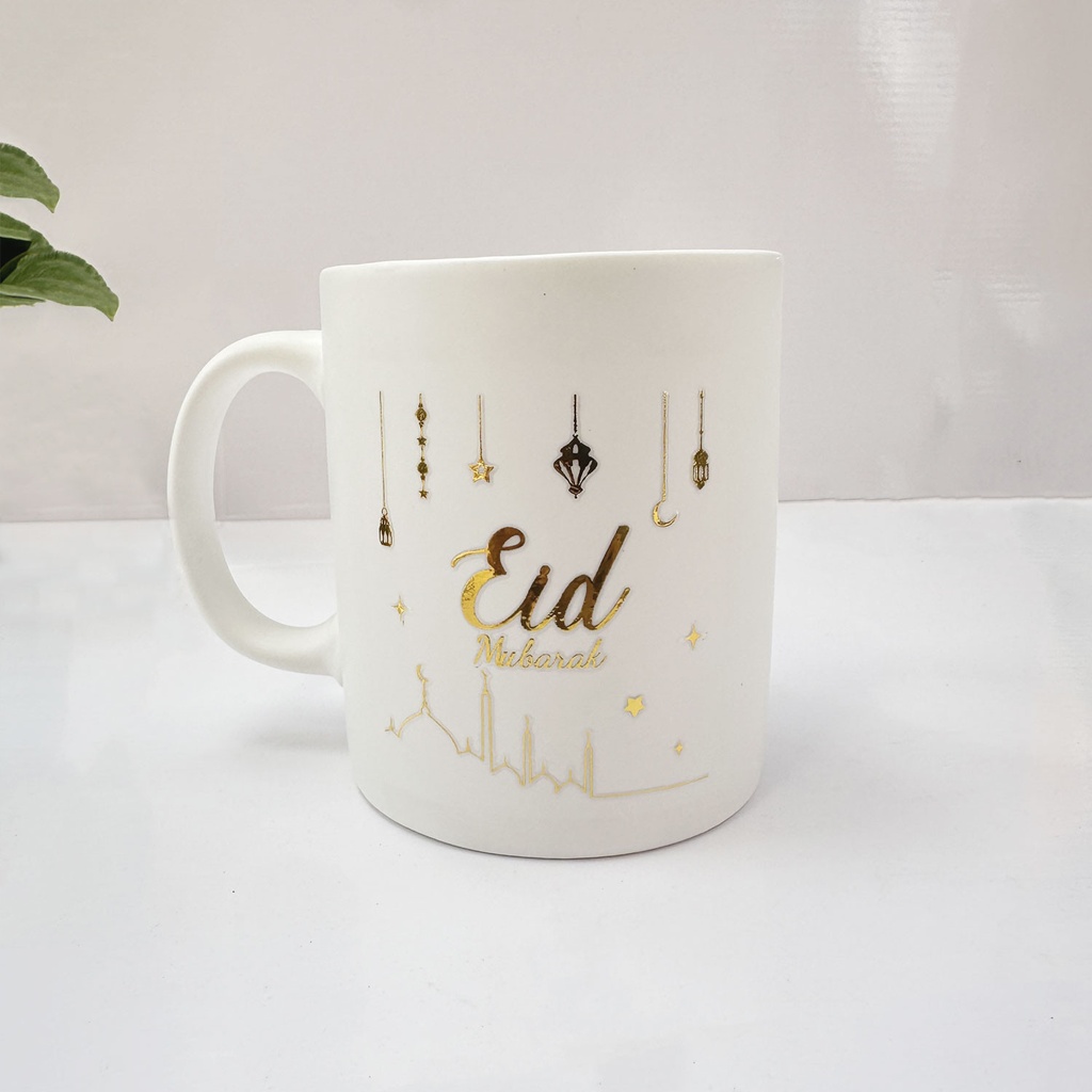 Tasses et gobelets de l'aïd moubarak