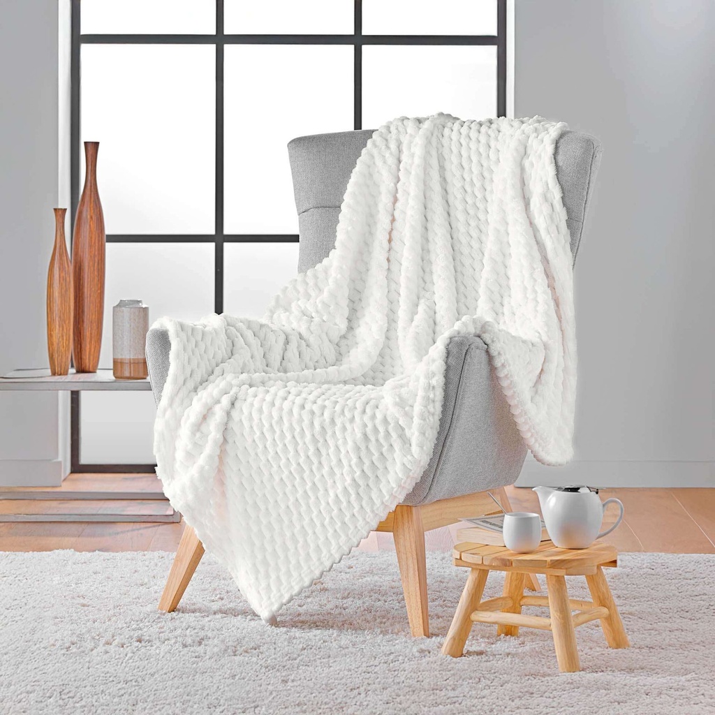 Plaid 125 x 150 cm flanelle relief unie mini frosty naturel