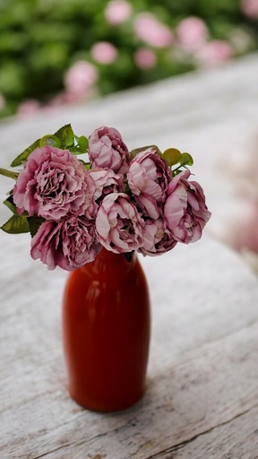 Bouquet de pivoines et oeillets rose